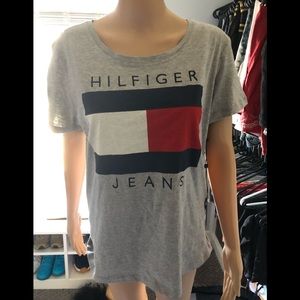 Women’s Gray Tommy Hilfiger Graphic Tee